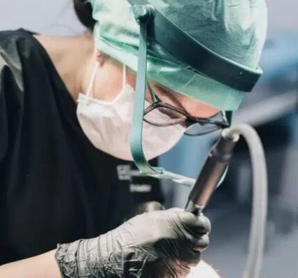 انواع مختلف کاشت مو کدام یک برای شما مناسب تر است؟