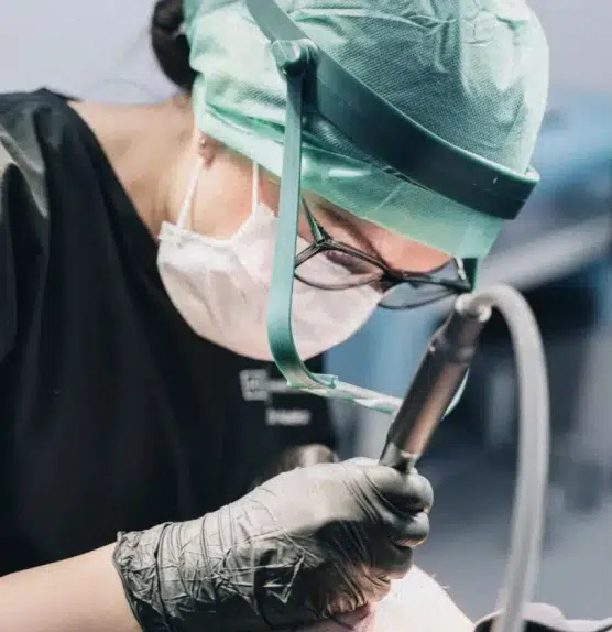 انواع مختلف کاشت مو کدام یک برای شما مناسب تر است؟