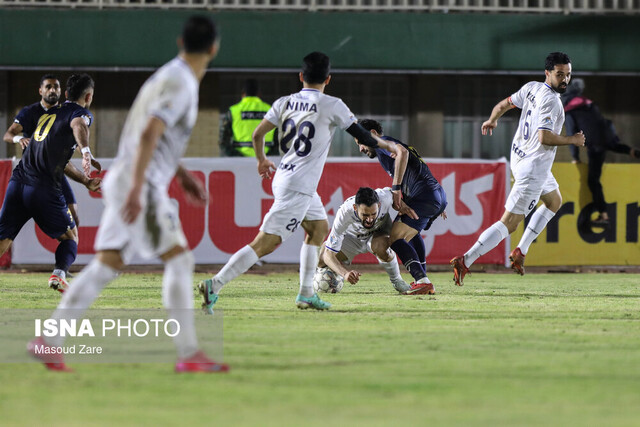 سومین تقابل چادرملو با قوی سپید نبرد ۴ امتیازی بی‌ باخت‌ها زیر سایه خانه‌ به‌ دوشی