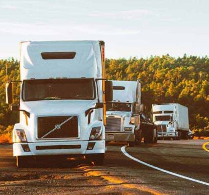 بررسی نقش باربری های آنلاین در تسهیل حمل و نقل برون شهری انقلابی در لجستیک تصویر 1