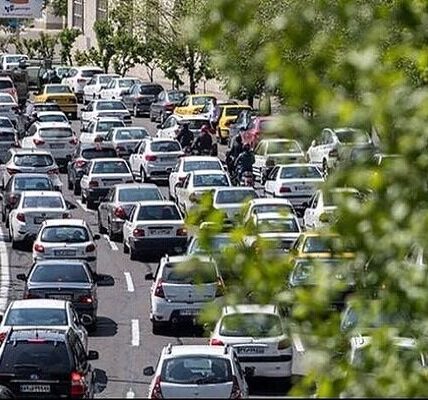 ترافیک صبحگاهی سنگین در ۲ بزرگراه حکیم و صدر تهران