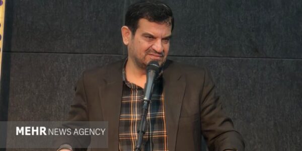 راه‌اندازی خط راه‌آهن در آبادان ضروری است