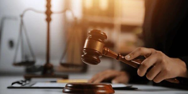 مزایده فروش ۴۱ دستگاه خودرو ایرانی و خارجی پرونده رضایت خودرو آغاز شد