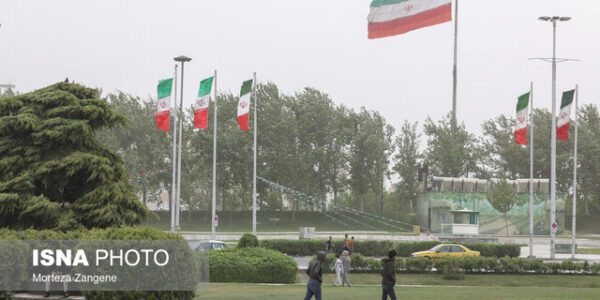 هوای تهران در آستانه شرایط ناسالم برای گروه‌های حساس