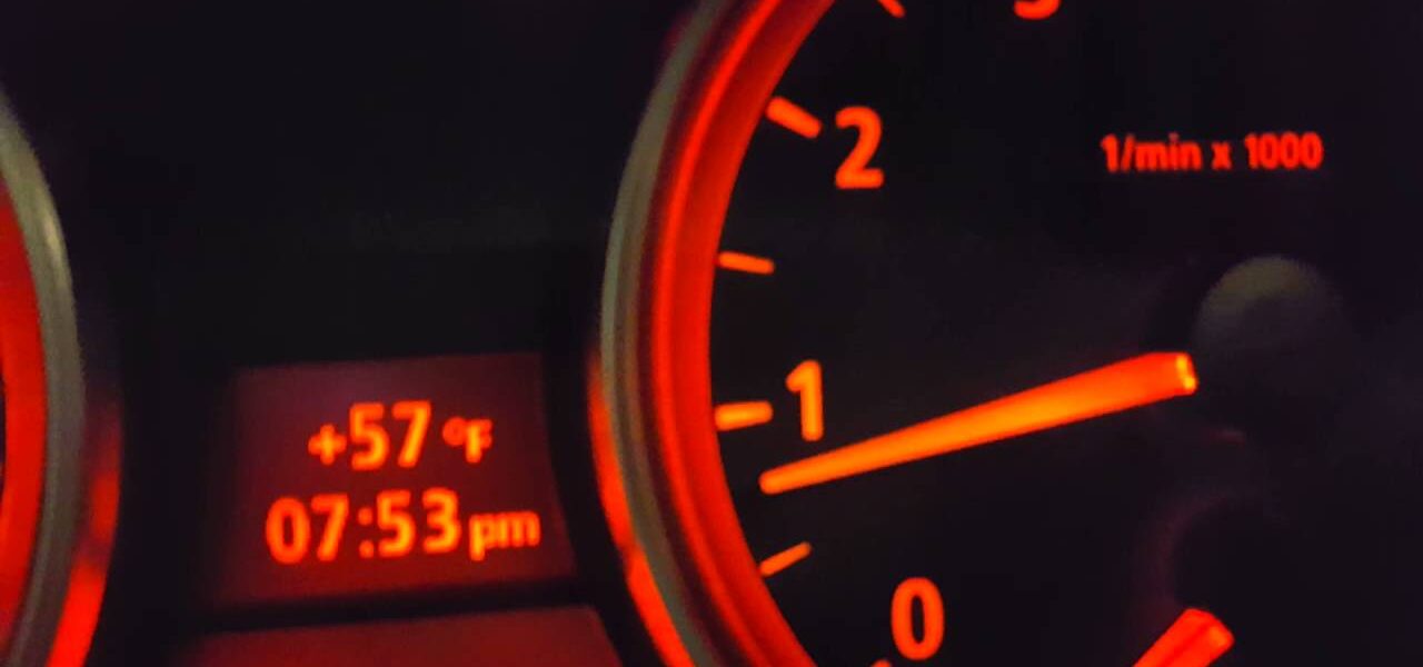 چرا ماشین از روی گاز میپره تصویر 1