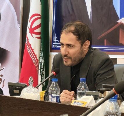 بیش از ۱۰ میلیارد تومان به خانواده زندانیان کردستان کمک شد