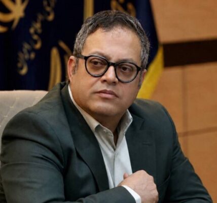 اصغر خلیلی مدیریت مجموعه تئاتر شهر را بر عهده گرفت